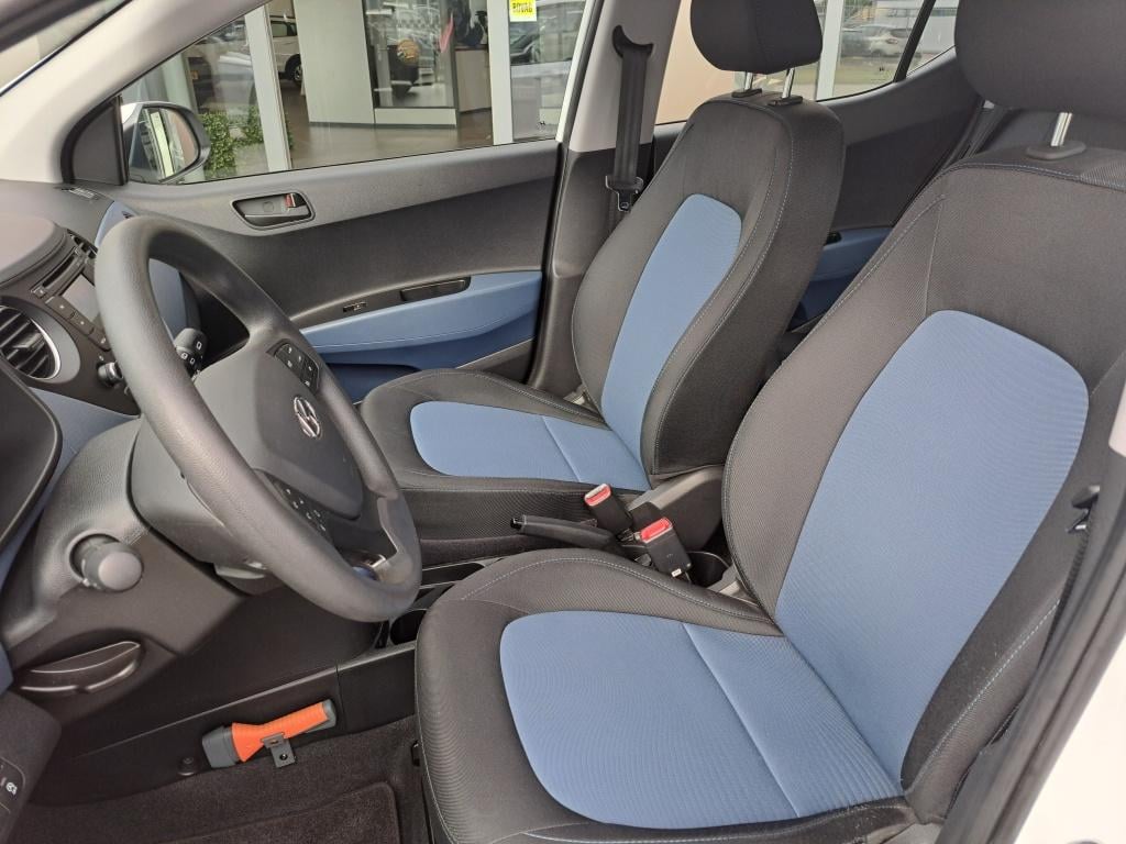 Hyundai I 10 1.0i i-motion comfort | 15.021 km !! | 1e eig. | nl auto | aut