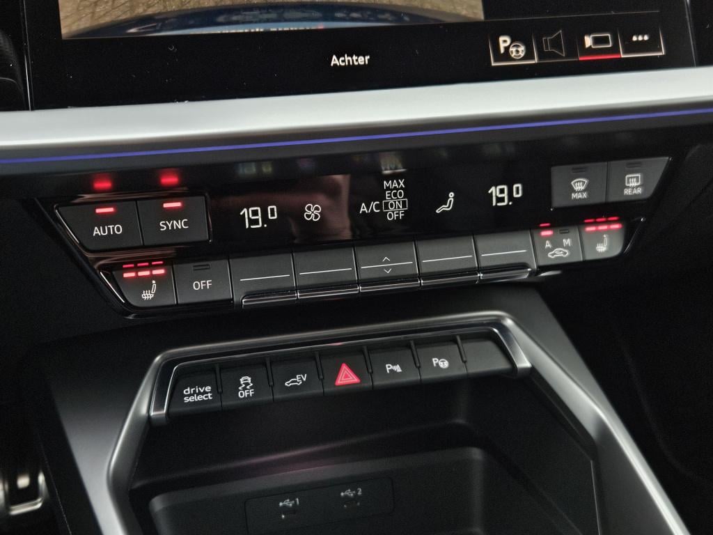 Audi A3 sportback 45 tfsi e s-line competition | b/o | memory