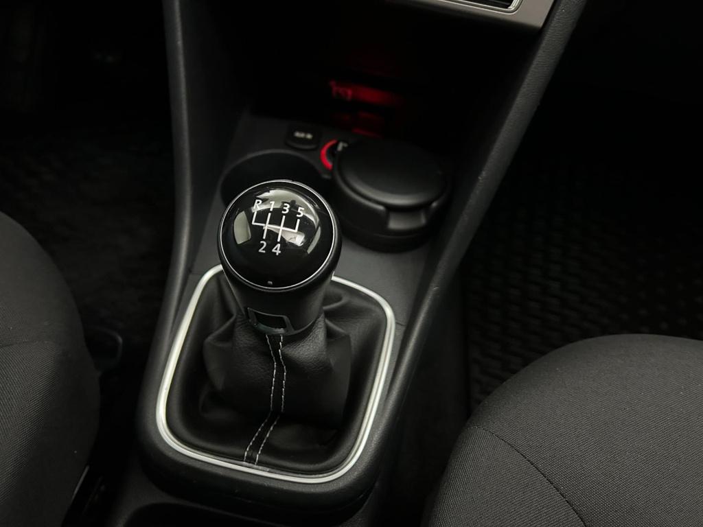 Volkswagen Polo occasion 1.2 tsi bluemotion r-line edition | zwart | tweede