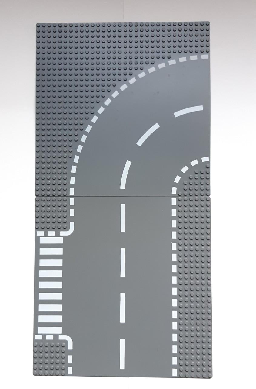 De orginele Lego wegplaten! 1 set bestaande uit 1 bocht + 1 T-weg