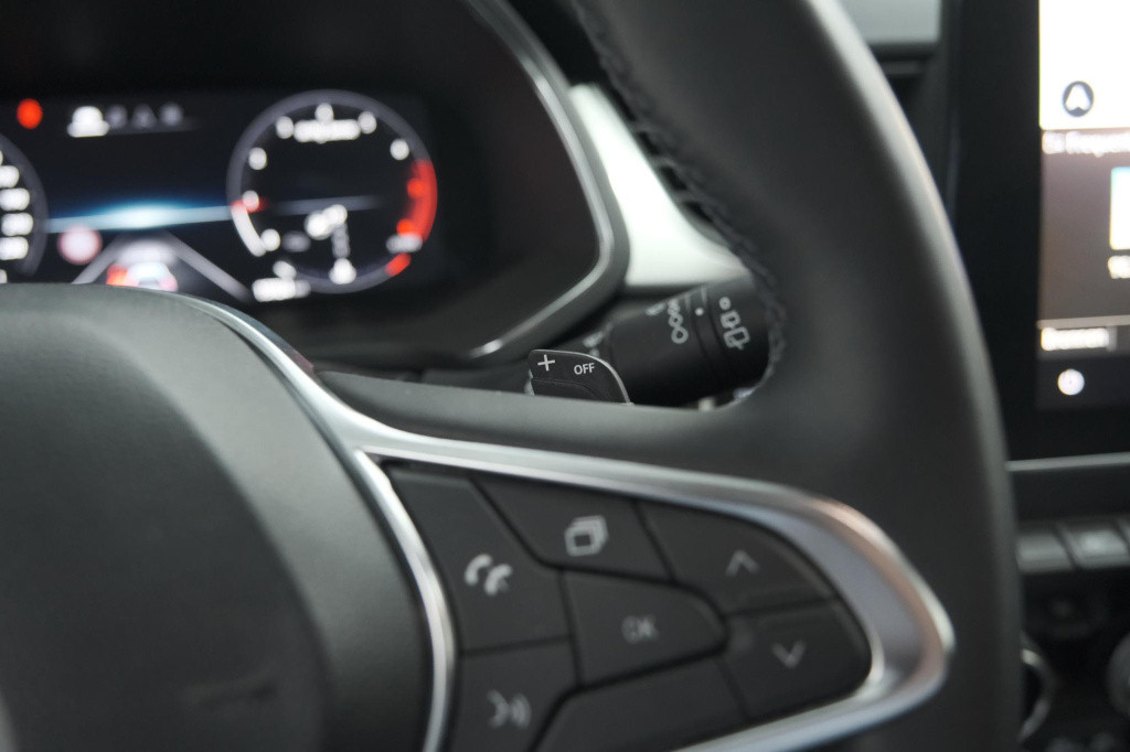 Renault Captur mild hybrid 140 edc techno | 360 camera | 9.3 inch navigatie