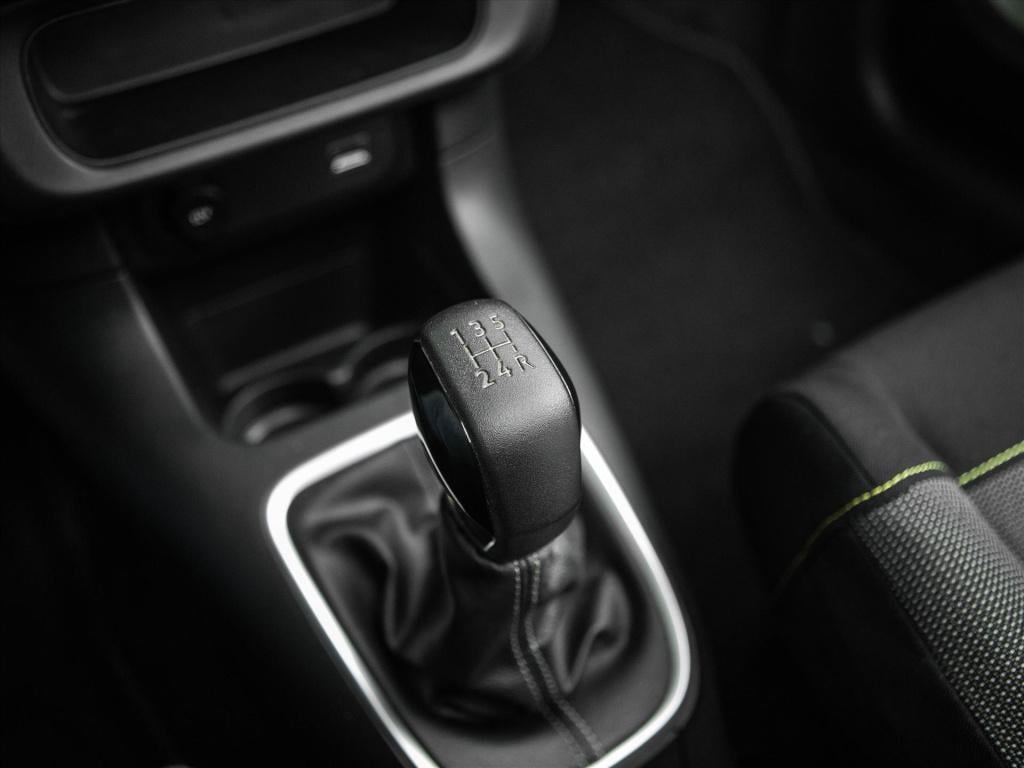 Citroen C3 1.2 puretech 82pk shine | panoramadak | stoelverwarming | cruise