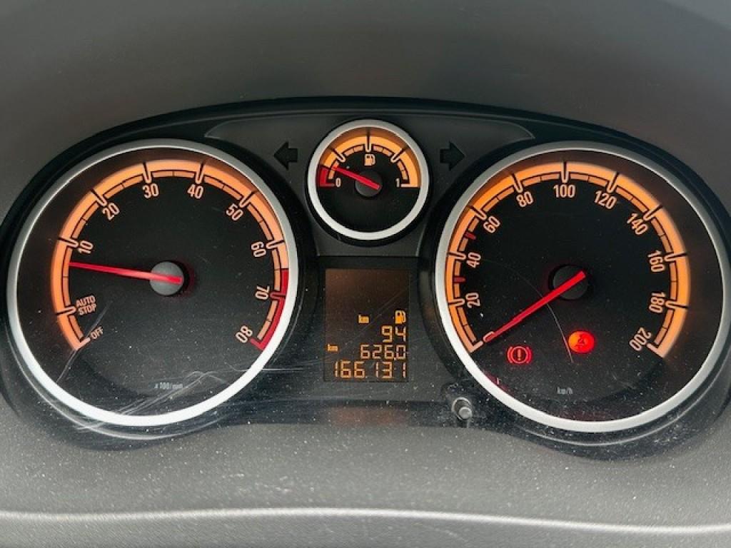 Opel Corsa 1.2-16v anniversary edition
