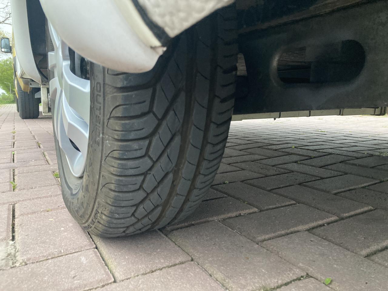 In nieuwstaat verkerende Rapido | Mover | 2 enkele bedden + Voortent