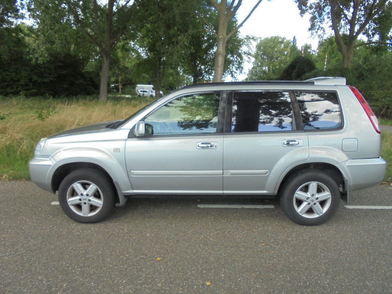 X-Trail Bouwjaar 2004 2.5 four wheel drive goede sterke auto