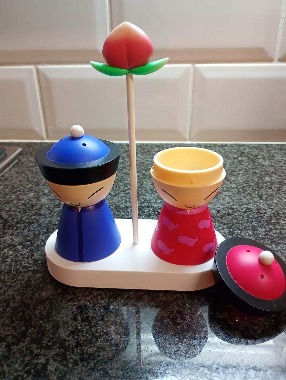 ALESSI decoratief peper en zoutstel Mr.& Mrs. Chin