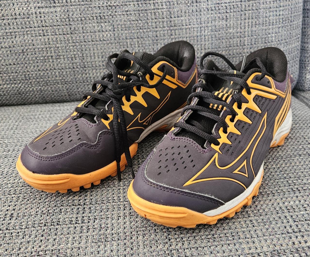 Mizuno junior korfbal / hockey sportschoenen 37