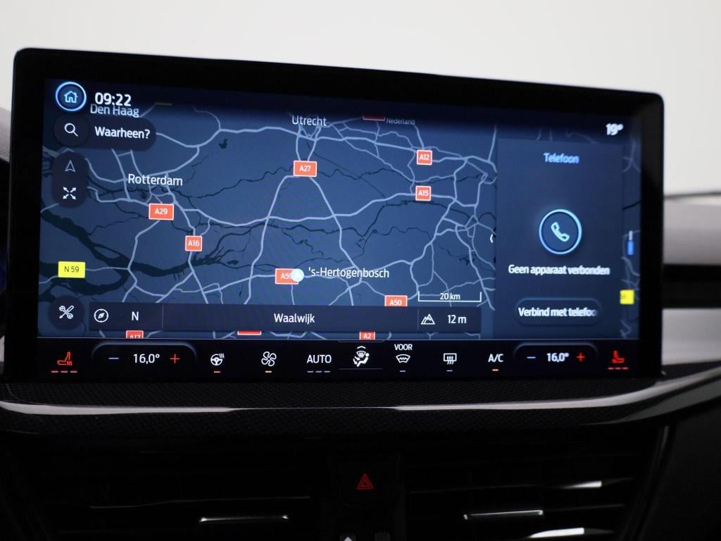 Ford Focus wagon 1.0 ecoboost st line x business | climate control | adapti