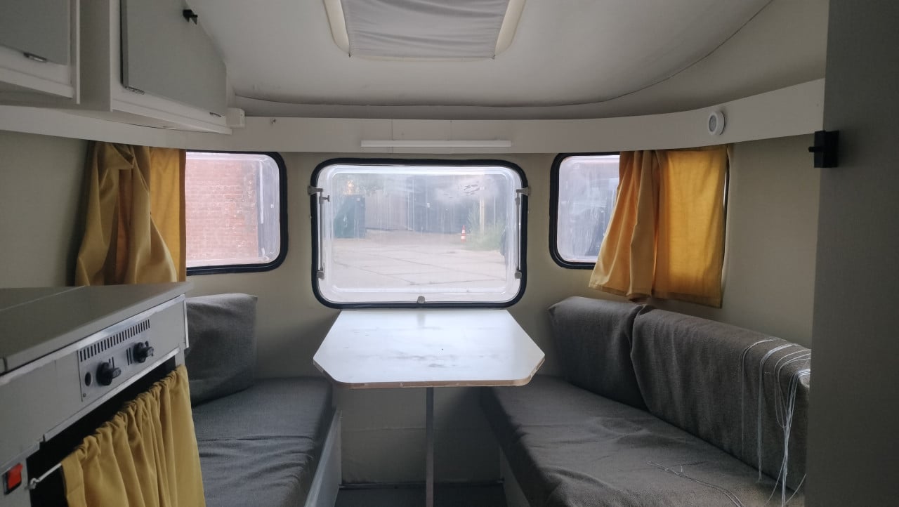 Constructam caravan