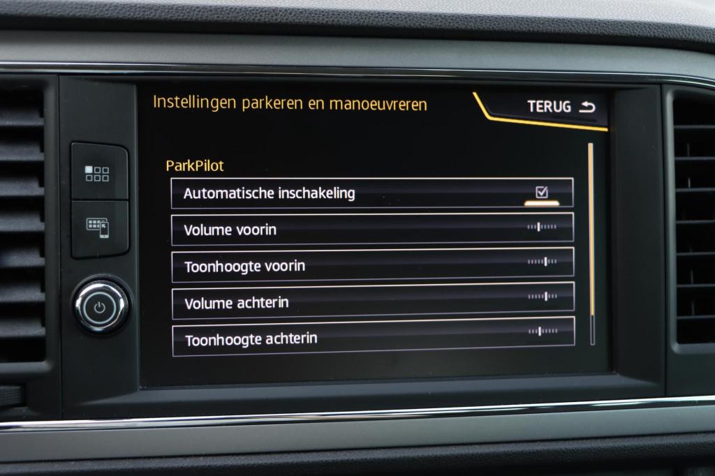 Seat Leon st 1.0 ecotsi style business intense 116pk