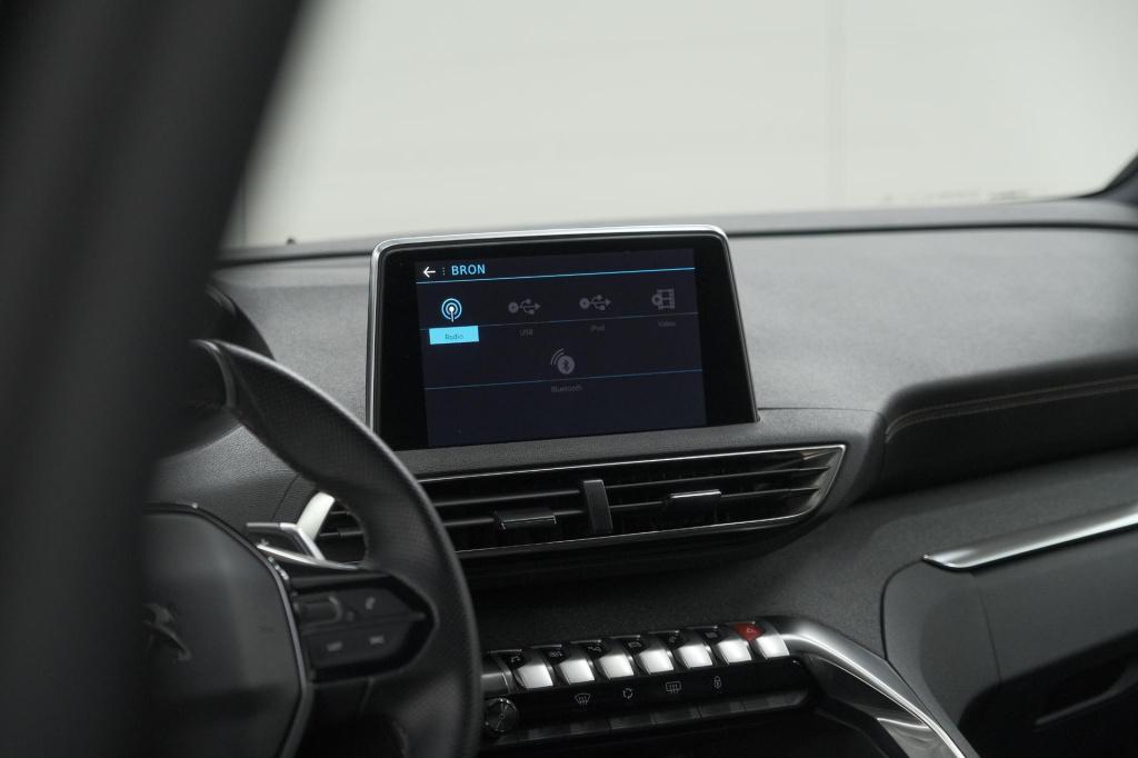 Peugeot 5008 puretech 130 eat8 gt-line | schuif-/kanteldak | trekhaak | ele