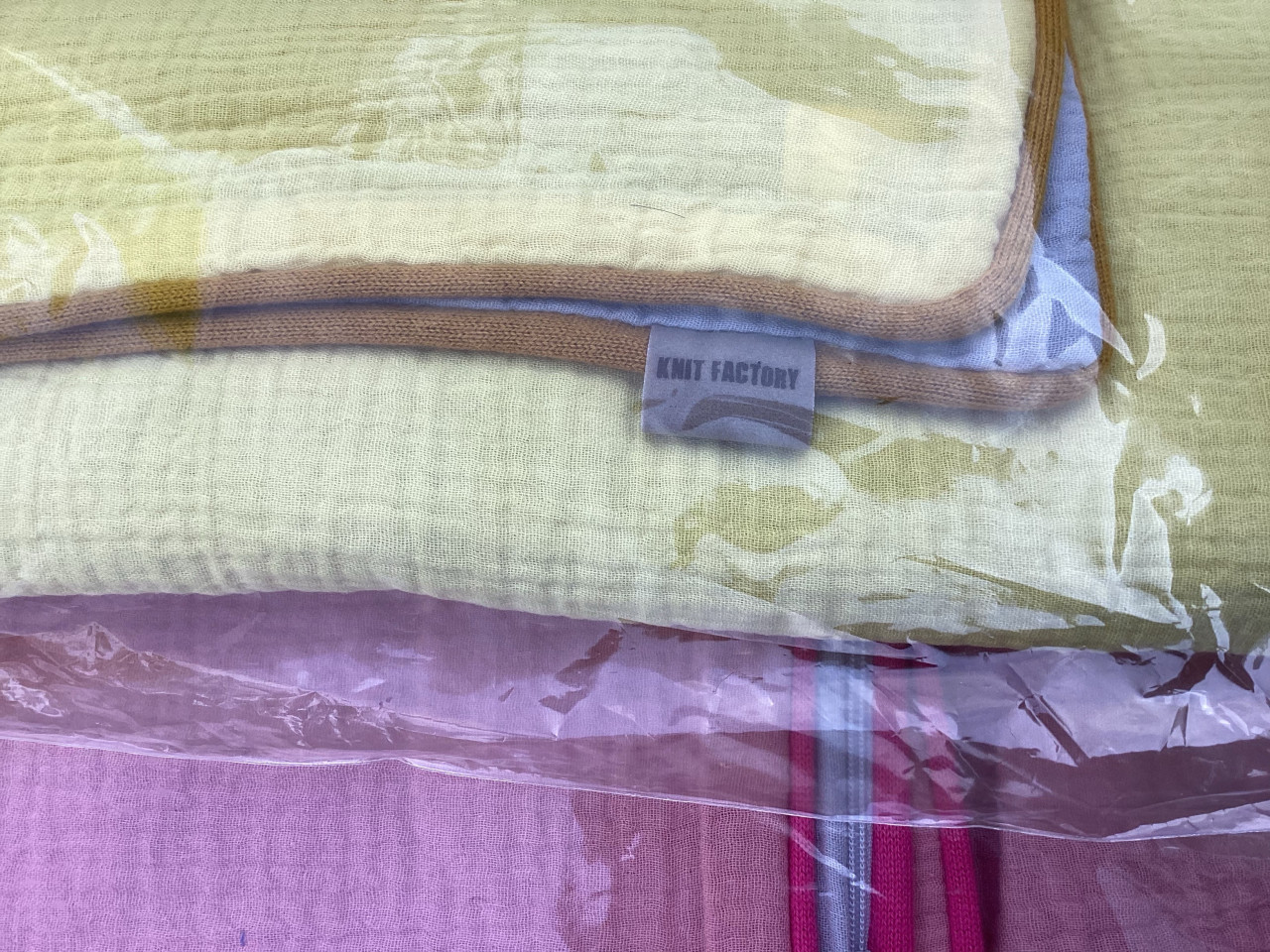 Fijne zachte plaid / woondeken met kussenhoes