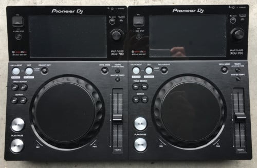 2 x Pioneer XDJ 700 tabletop usb mediaspeler samen 1049 euro