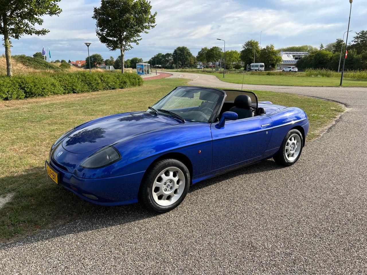 Youngtimer, Prachtige Fiat Barchetta uit 2003 slechts 140.000 km