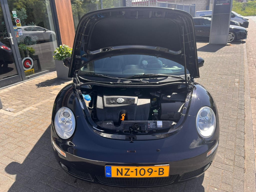 Volkswagen New Beetle cabriolet 1.6 highline