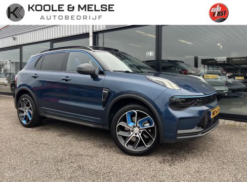 Lynk & Co 01 1.5 261pk phev 7dcth , panodak , adaptive cc ,stuur en stoelve