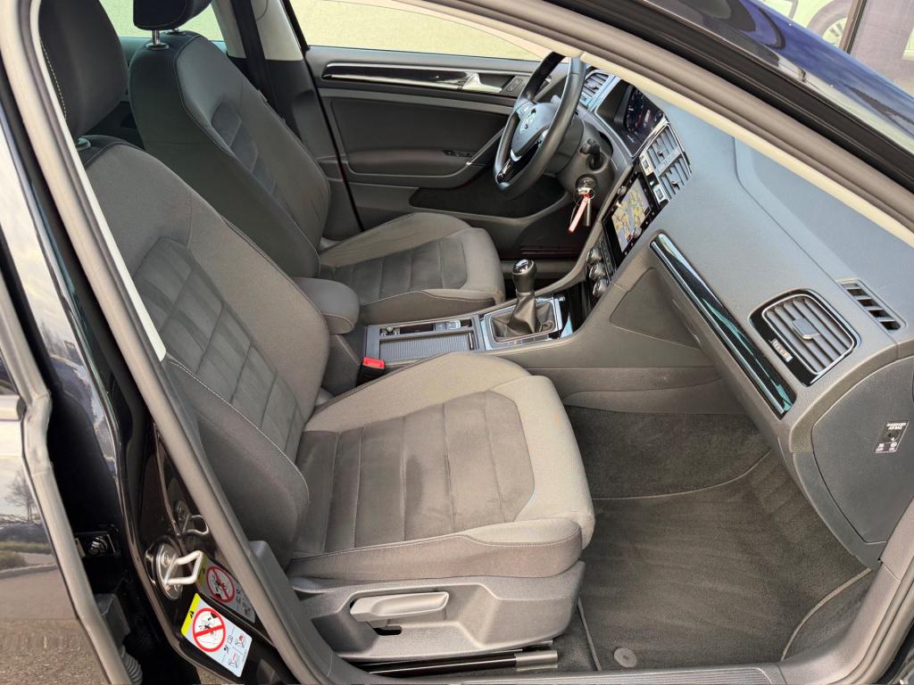 Volkswagen Golf 1.5 tsi highline | virtual | camera | adapt. cruise | carpl