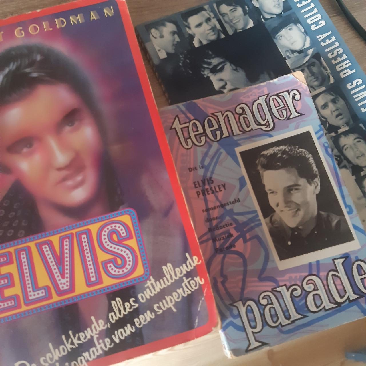 Elvis Presley items