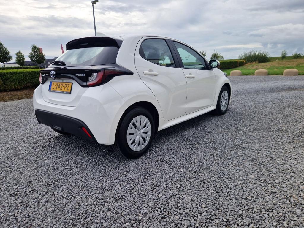 Toyota Yaris 1.5 hybrid active | 1e eigenaar | automaat | navigatie | camer