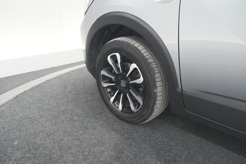 Opel Crossland X turbo 110 elegance | camera | navigatie | parkeersensoren 
