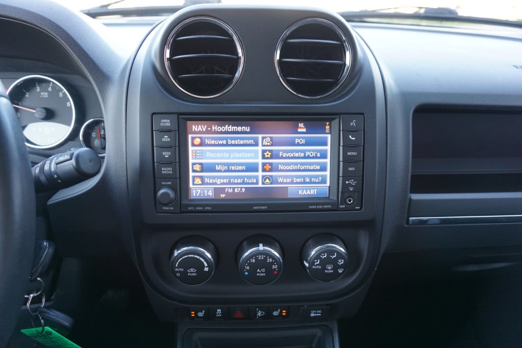 Jeep Compass 2.4 limited 4wd automaat airco / navi / cruise / elektr. ramen