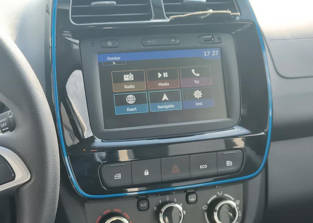 Dacia Spring comfort plus 27 kwh - trekhaak