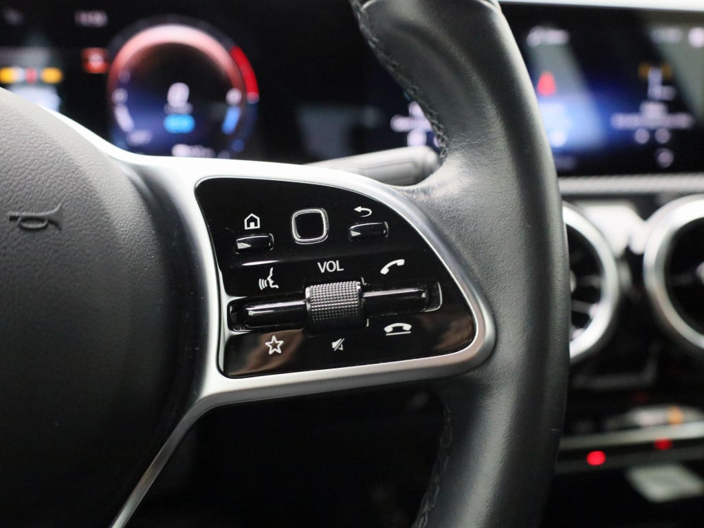 Mercedes-Benz A-Klasse 250 e | navigatie | apple carplay / android auto | c