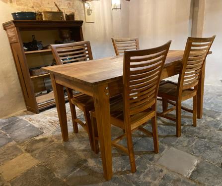 Eetkamerset. Indonesisch Teakhout.