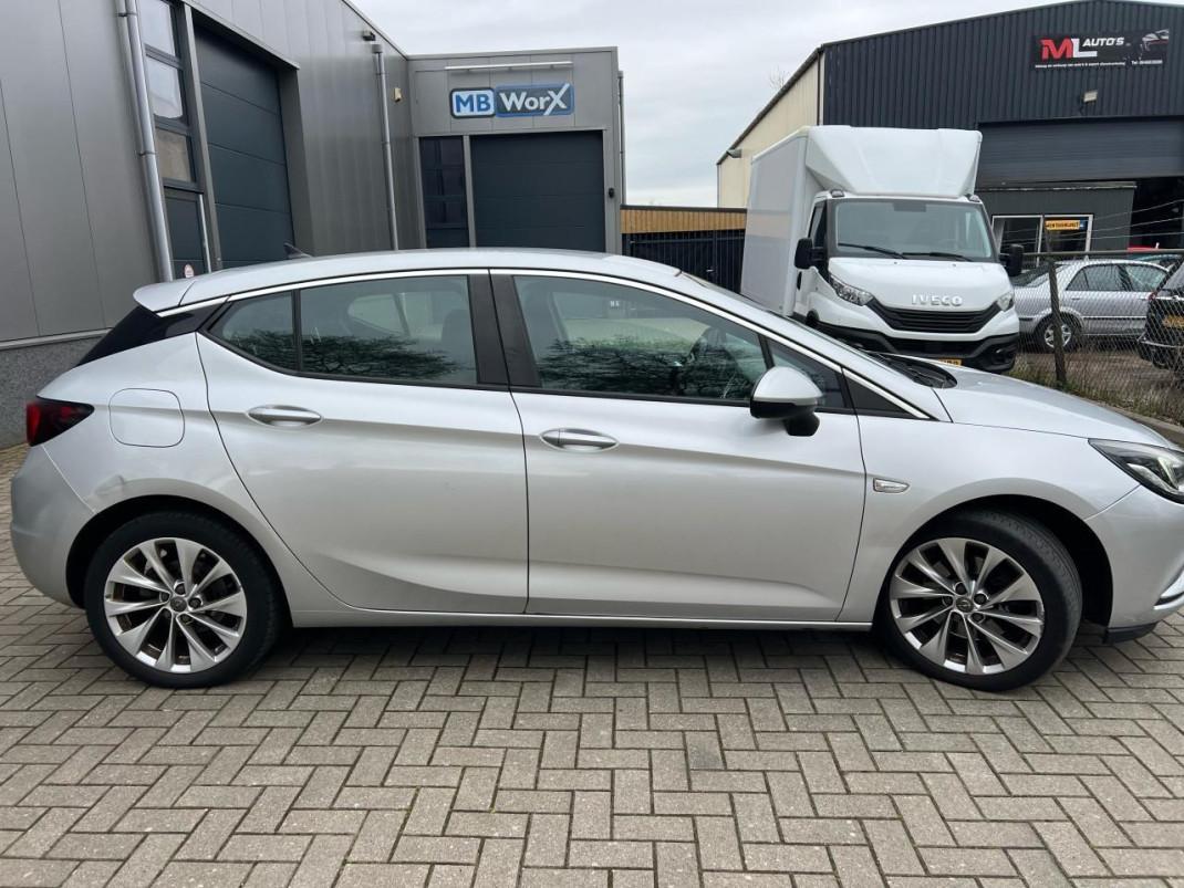 Opel Astra 1.6 CDTI Business+ luxe opties euro 6