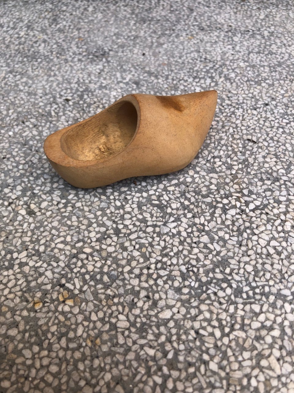 Leuk houten klomje.