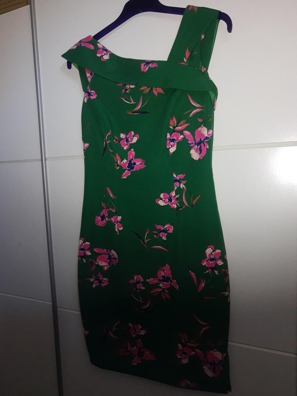 Stretch jurkje maat 36 / 38       12,50
