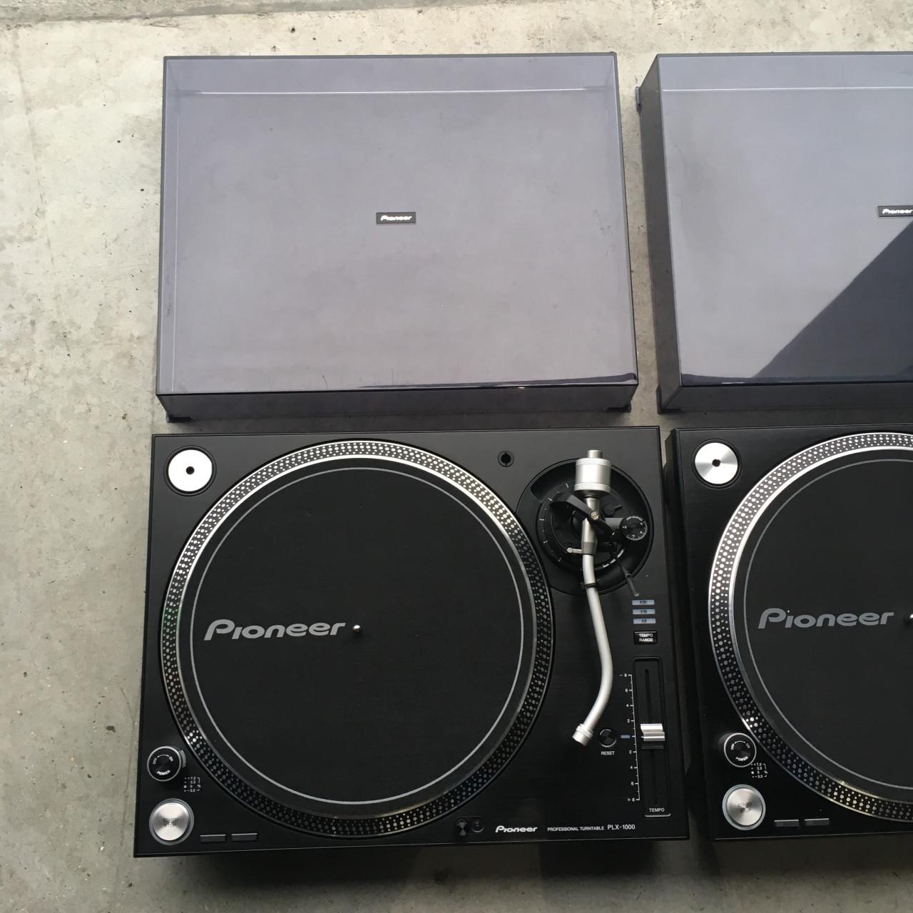 2 x Pioneer PLX 1000 dj draaitafels samen 985 euro SL 1210