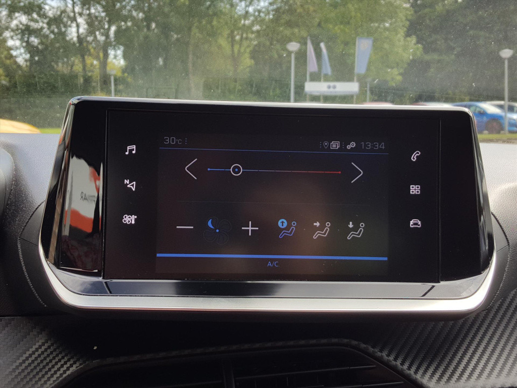 Peugeot 208 1.2 puretech 75pk active navigatie | airco | cruise control | a