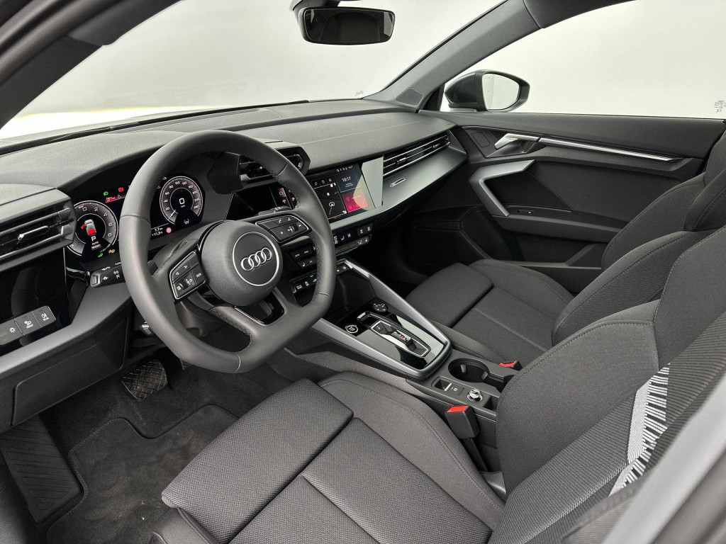 Audi A3 sportback advanced edition 40 tfsi e 150 kw / 204 pk sportba
