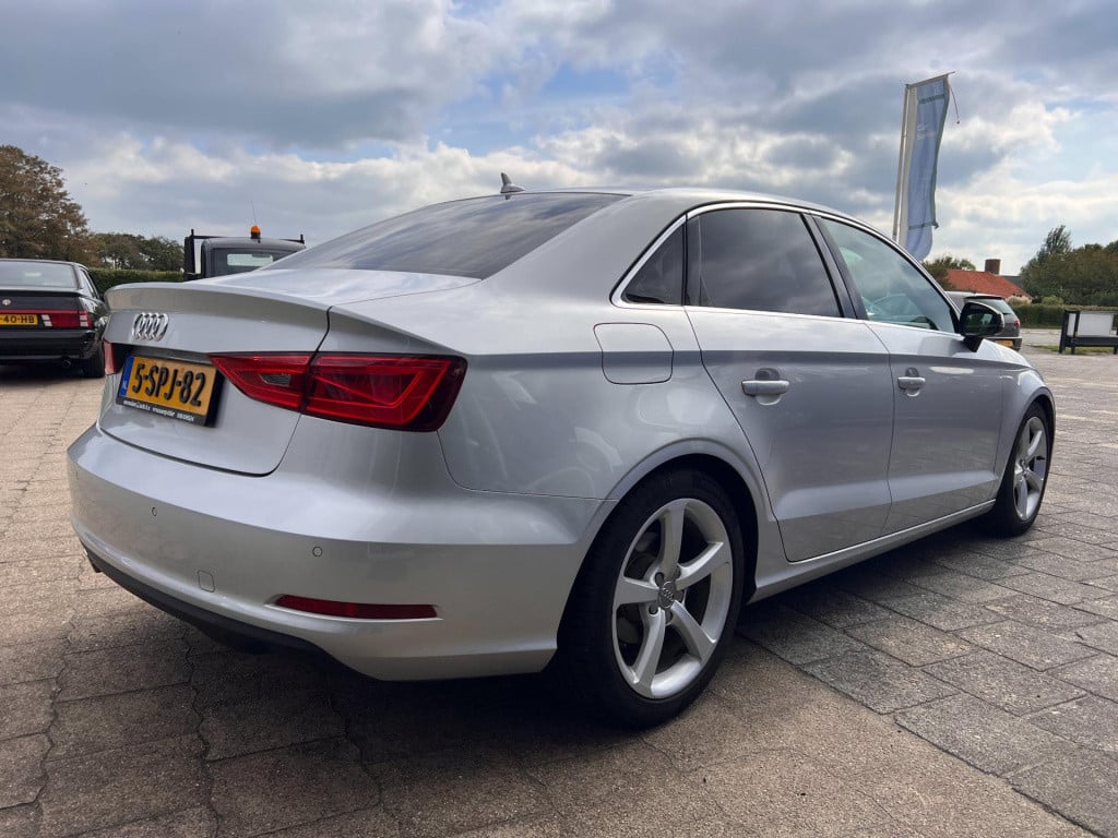 Audi A3 limousine 1.4 tfsi cod ambition pro line plus automaat, navi enz...