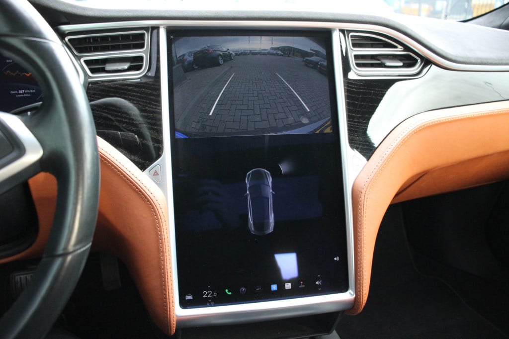 Tesla Model S 90d base 422pk | panoramdak | luchtvering | autopilot