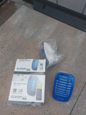 2 nieuwe muggenlampen