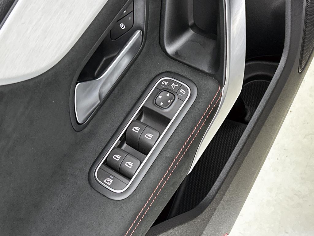 Mercedes-Benz A-Klasse 250 e business solution amg amg line | night pakket 