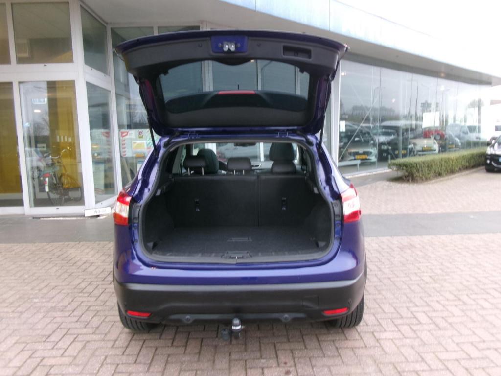 Nissan Qashqai (j11e) 1.2 dig-t airco, 360cam pano.dak, navi, leer