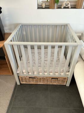 Lichtgrijze kinderbox COMPLEET