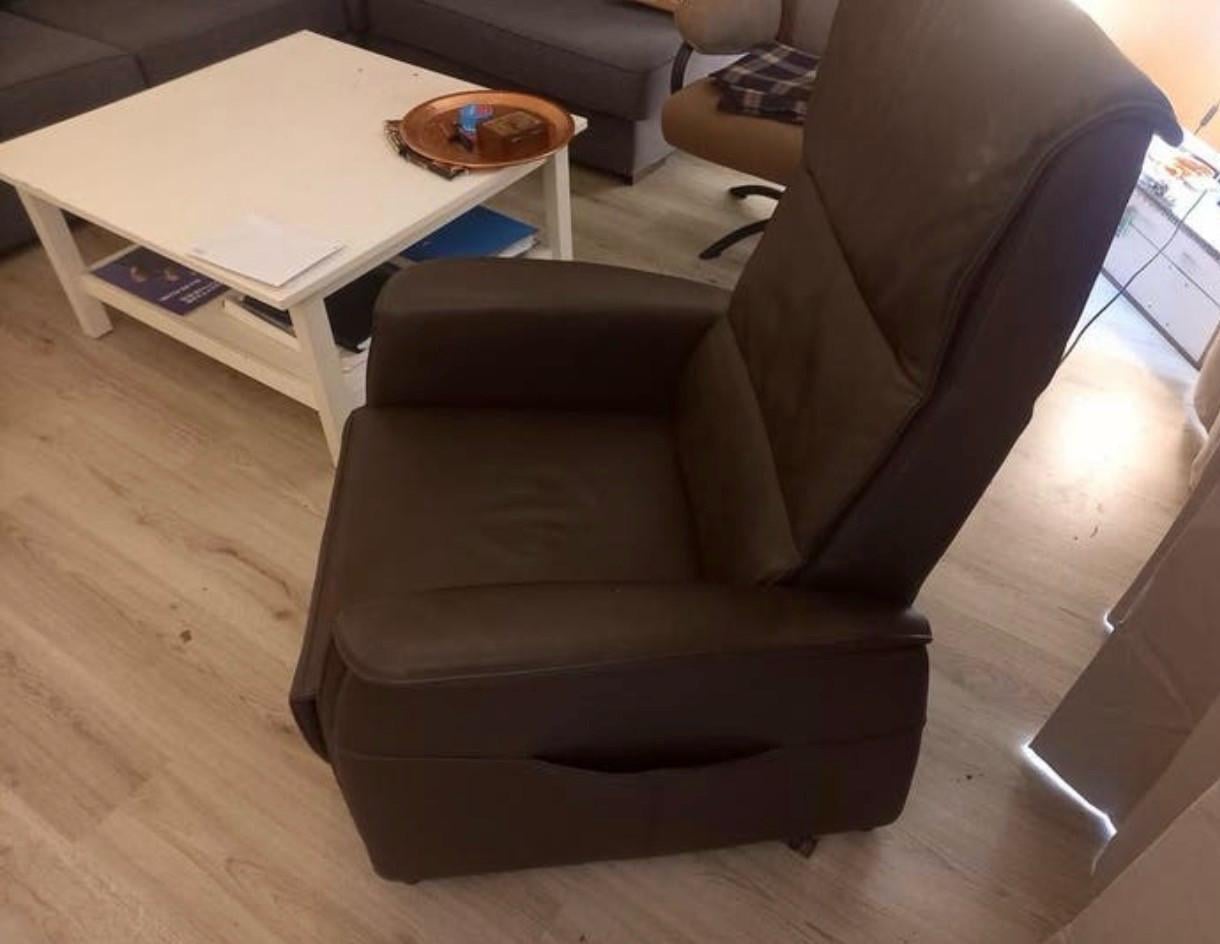 Zeer degelijke sta op fauteuil
