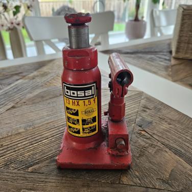 Hydraulische potkrik (max 1500 kg)