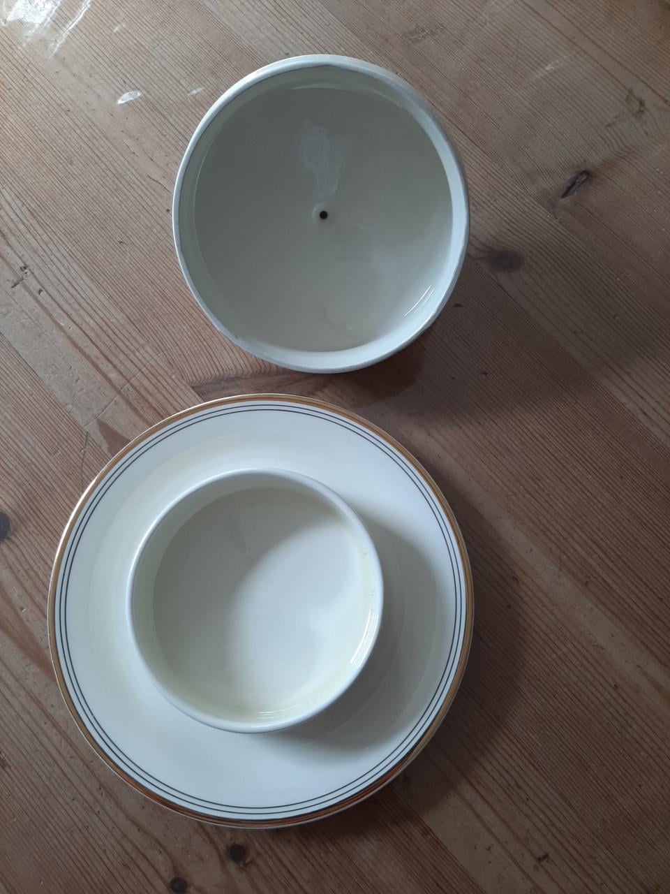 BROCANTE - MOSA MAESTICHT - BOTERVLOOT MET DEKSEL - POSELEIN
