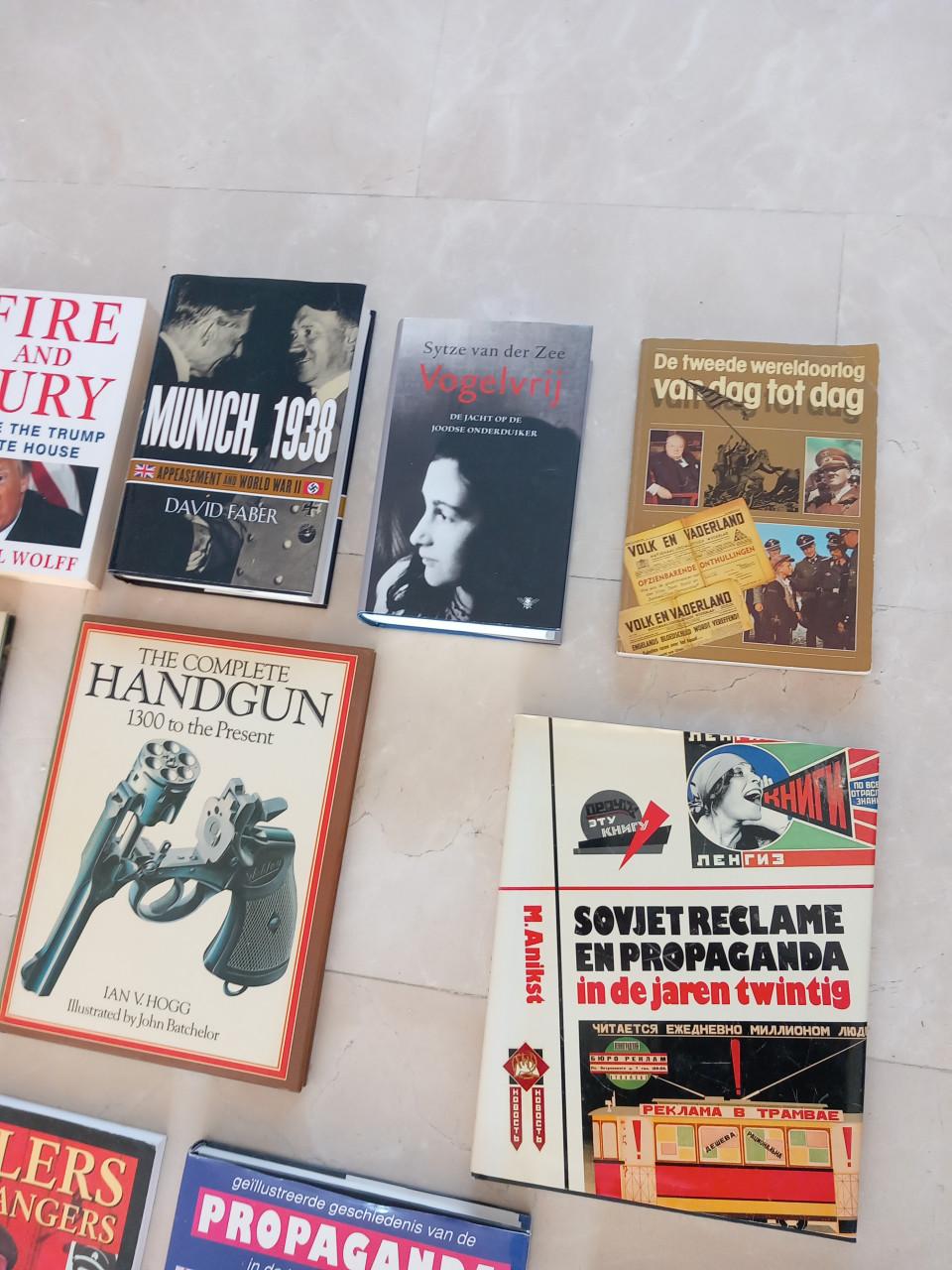 Partij boeken oa 2e wereldoorlog