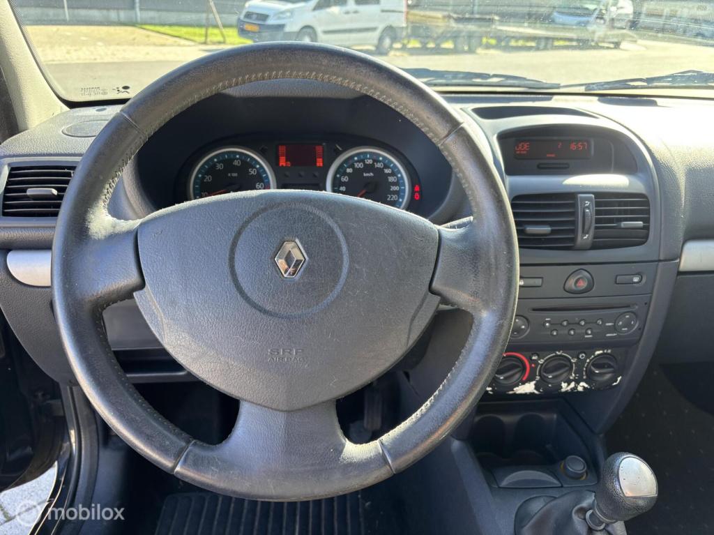 Renault Clio 1.2-16v authentique comfort