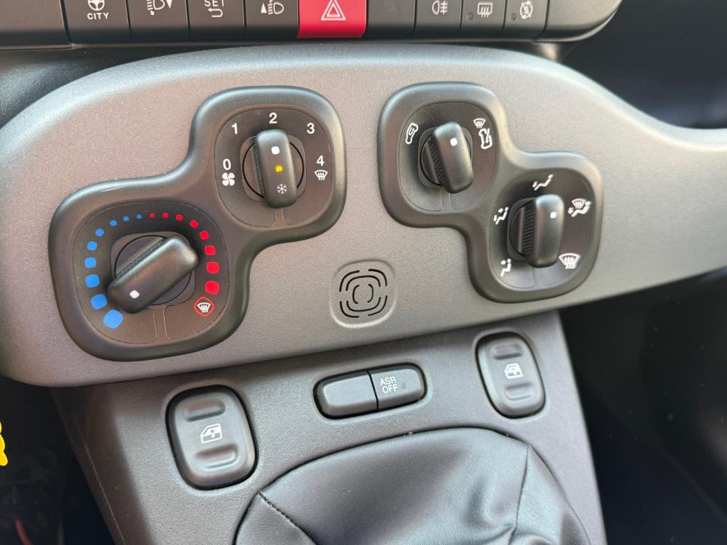 Fiat Panda 1.0 hybrid city life