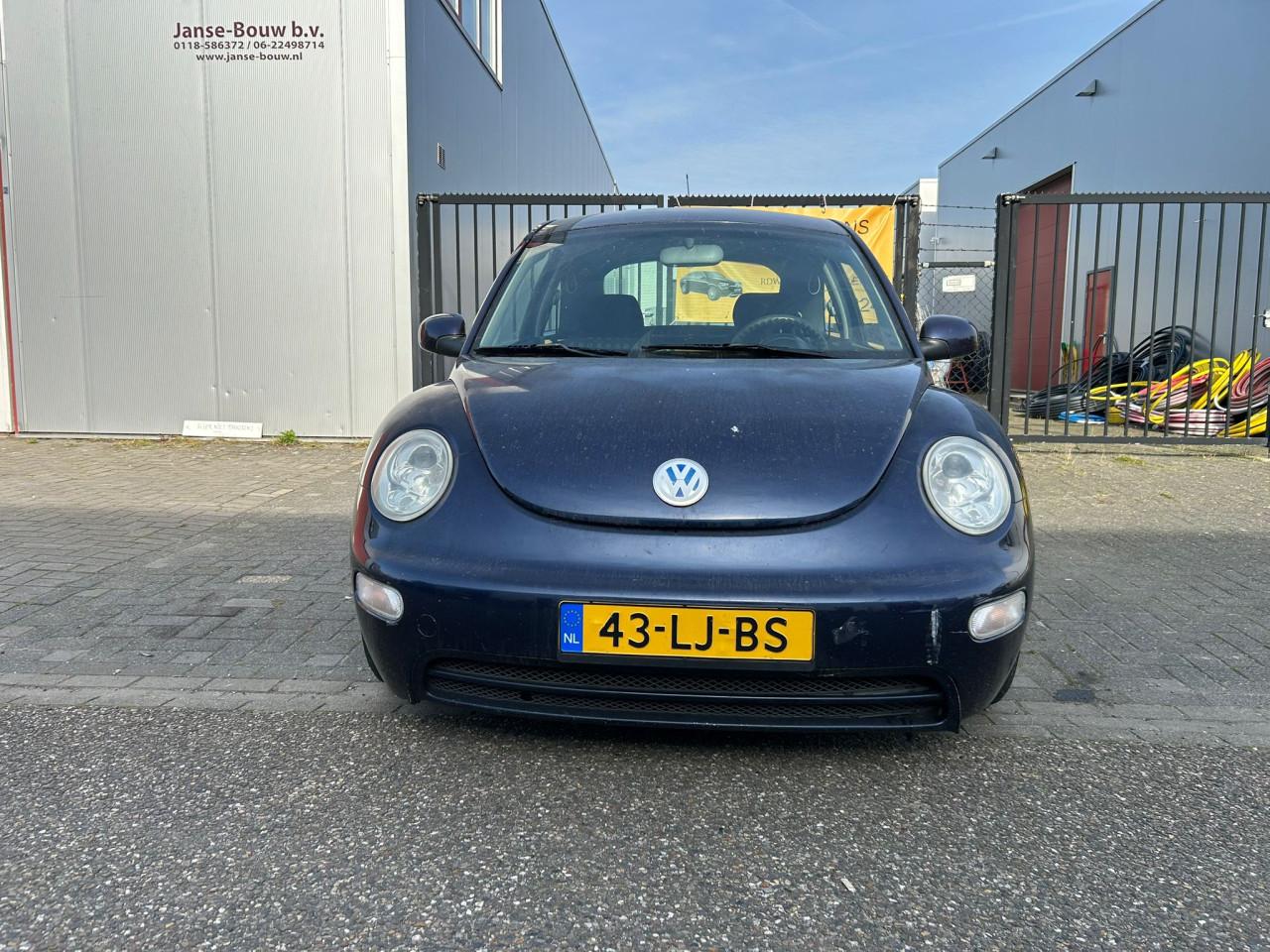 Volkswagen New Beetle 1.6 Loopt beetje onregelmatig rijd voor de rest nrml