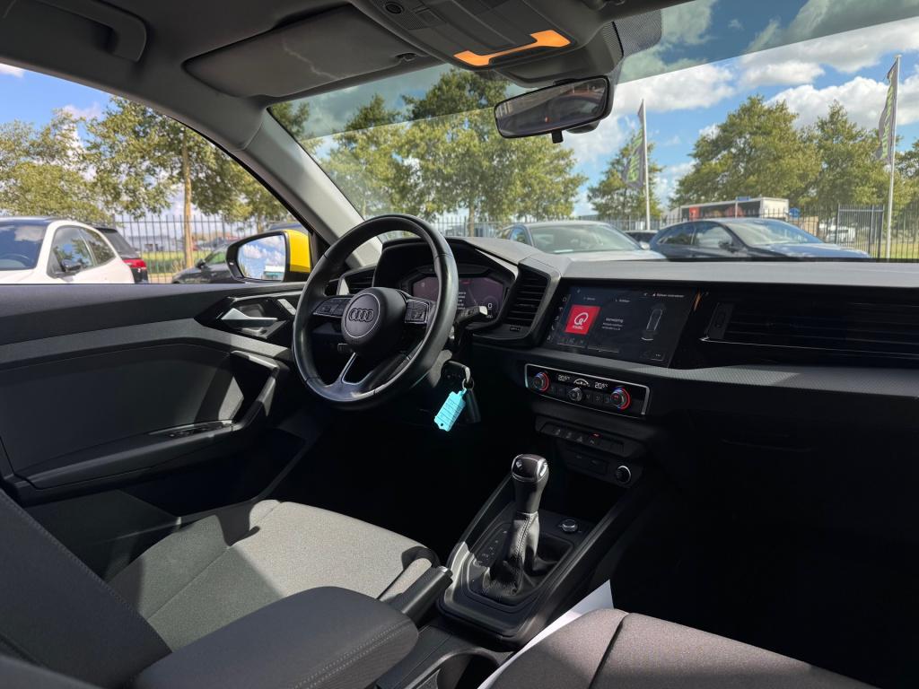 Audi A1 Sportback 25 tfsi edition s- line * carplay * led * automaat