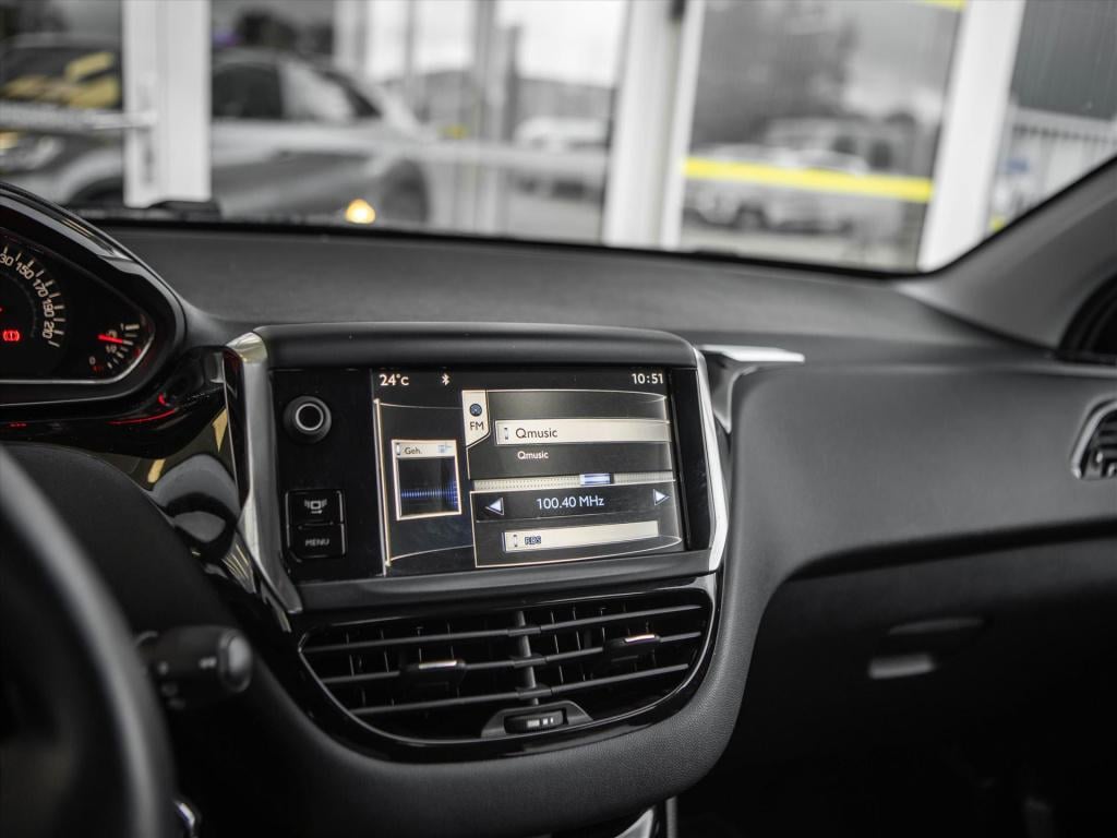Peugeot 208 1.2 e-vti 82pk 5d envy automaat