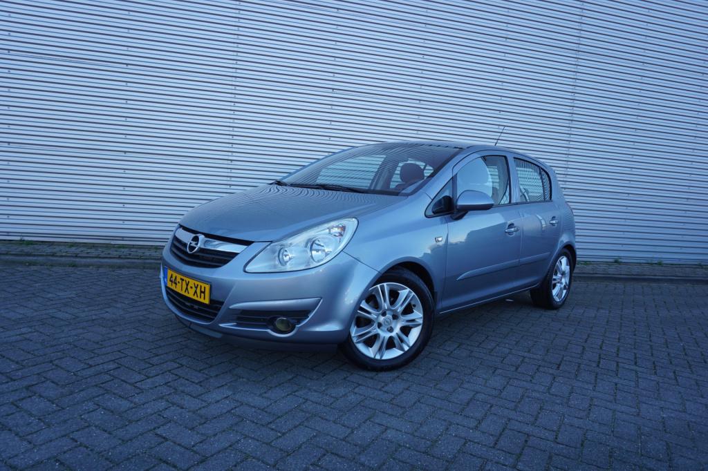 Opel Corsa 1.4-16v enjoy airco / cruise / elektr. ramen / lm velgen /  nap